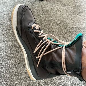 Women’s high top Jordan’s